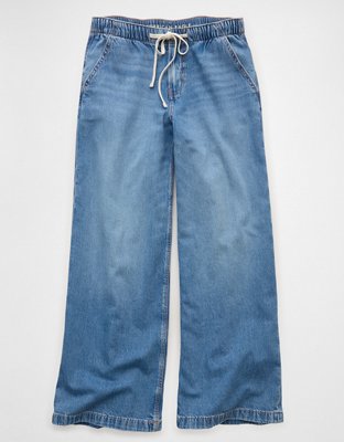 AE Dreamy Drape Strigid Low-Rise Ultra Wide-Leg Jean