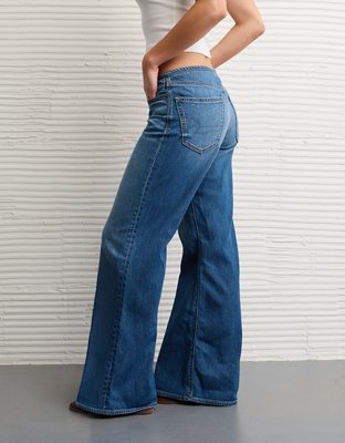 Женские джинсы American Eagle AE Super Low-Rise Baggy Flare Jean — фото 3