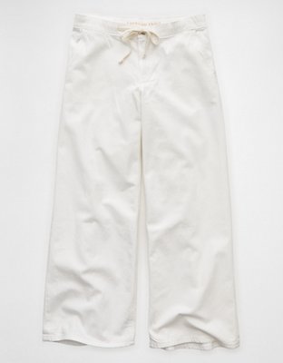 AE Dreamy Drape Strigid Low-Rise Ultra Wide-Leg Jean