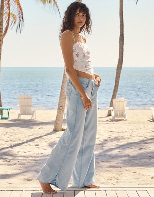 AE Low-Rise Beachy Baggy Jean