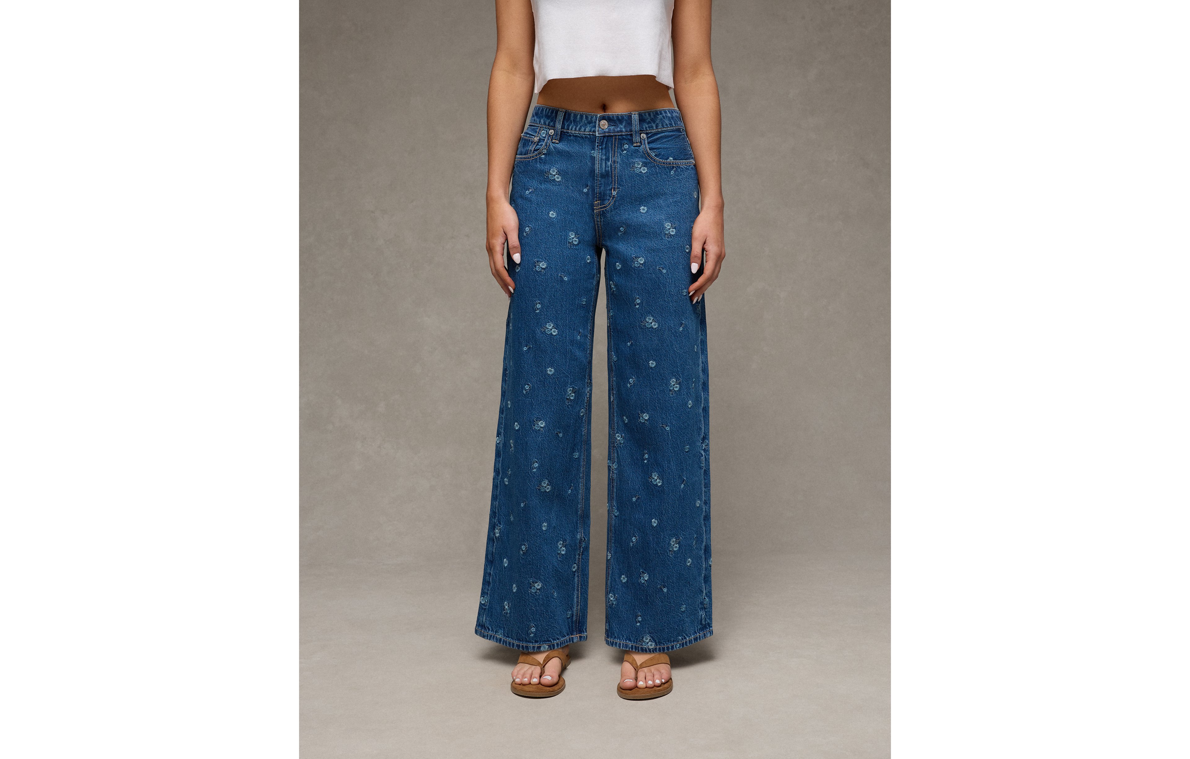 AE Super High-Waisted Embroidered Baggy Wide-Leg Jean
