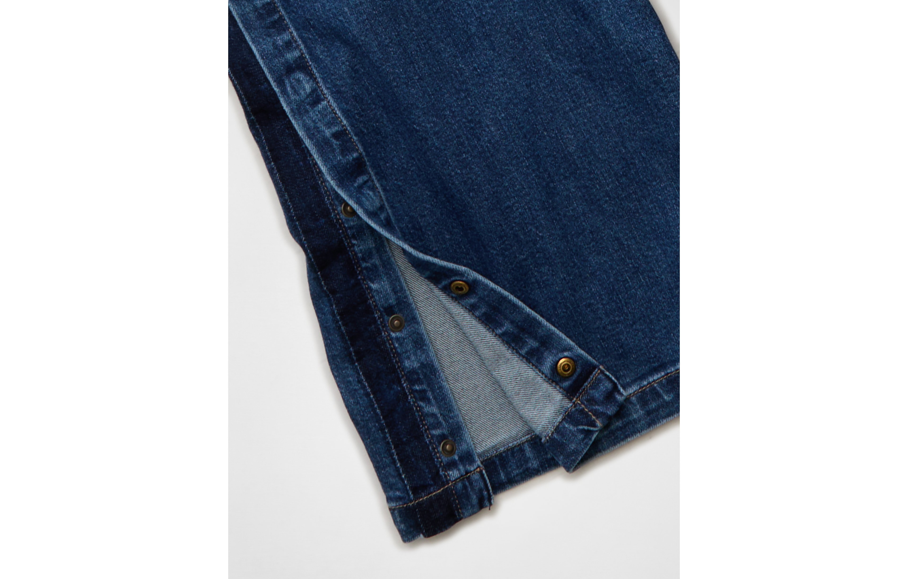 AE Low-Rise Baggy Ultra-Wide Leg Jean