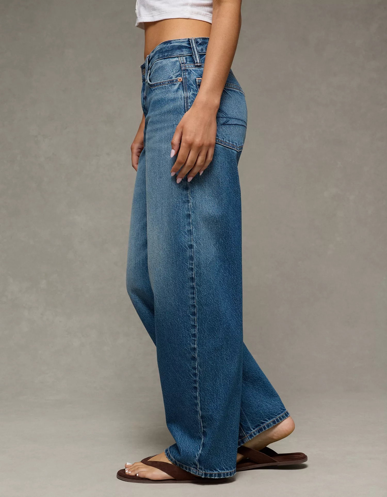 AE Low-Rise Baggy Barrel Jean - thumbnail 10
