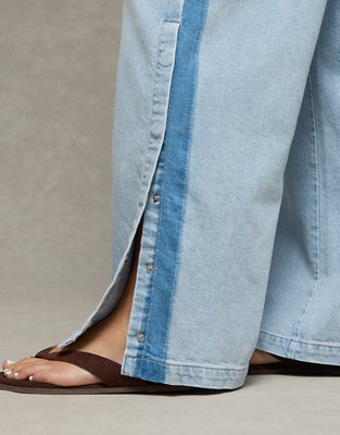 AE Low-Rise Baggy Ultra-Wide Leg Jean