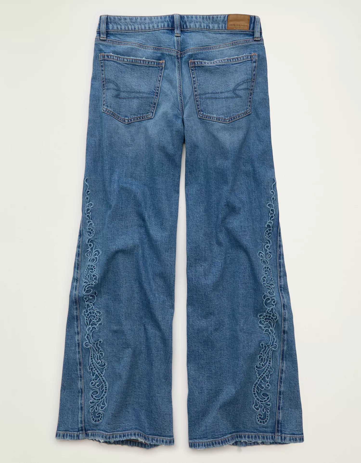 AE Low-Rise Baggy Ultra-Wide Leg Jean - thumbnail 10