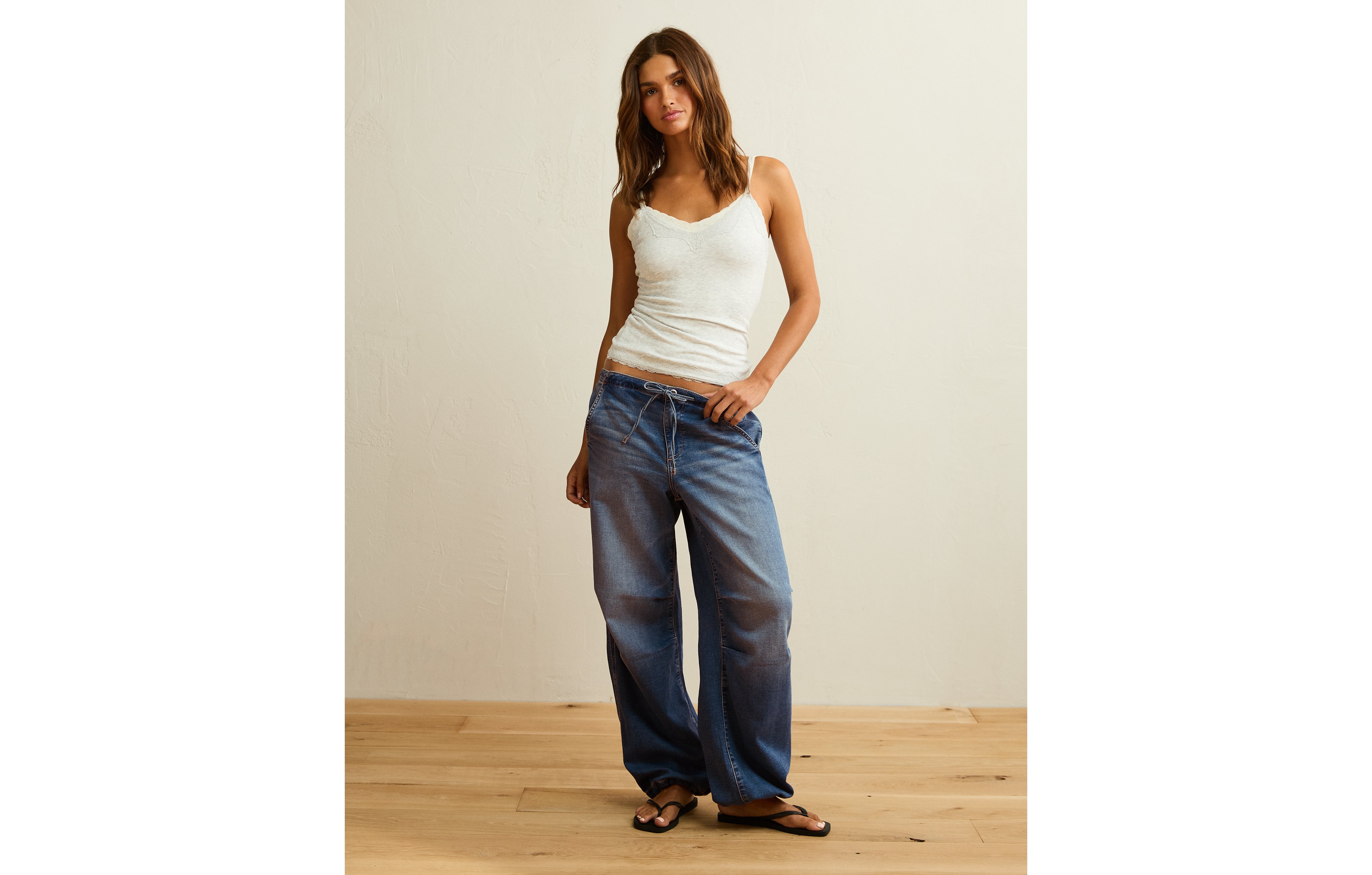 AE Low-Rise Cozy Baggy Jean