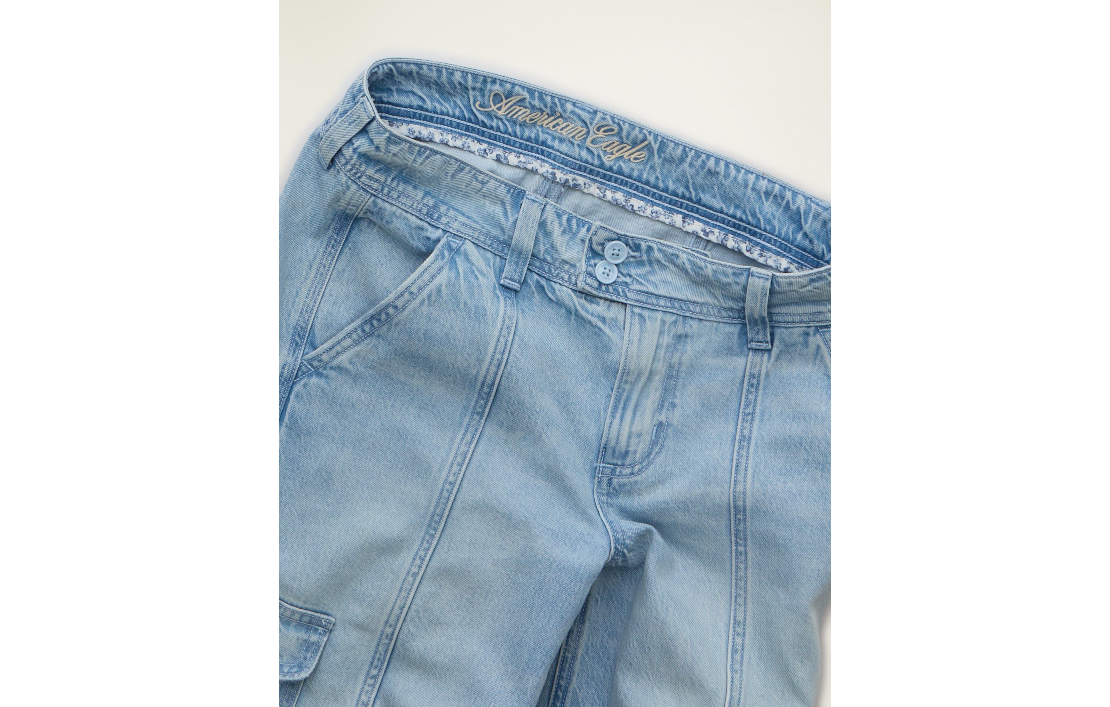 AE Low-Rise Cargo Baggy Ultra-Wide Leg Jean