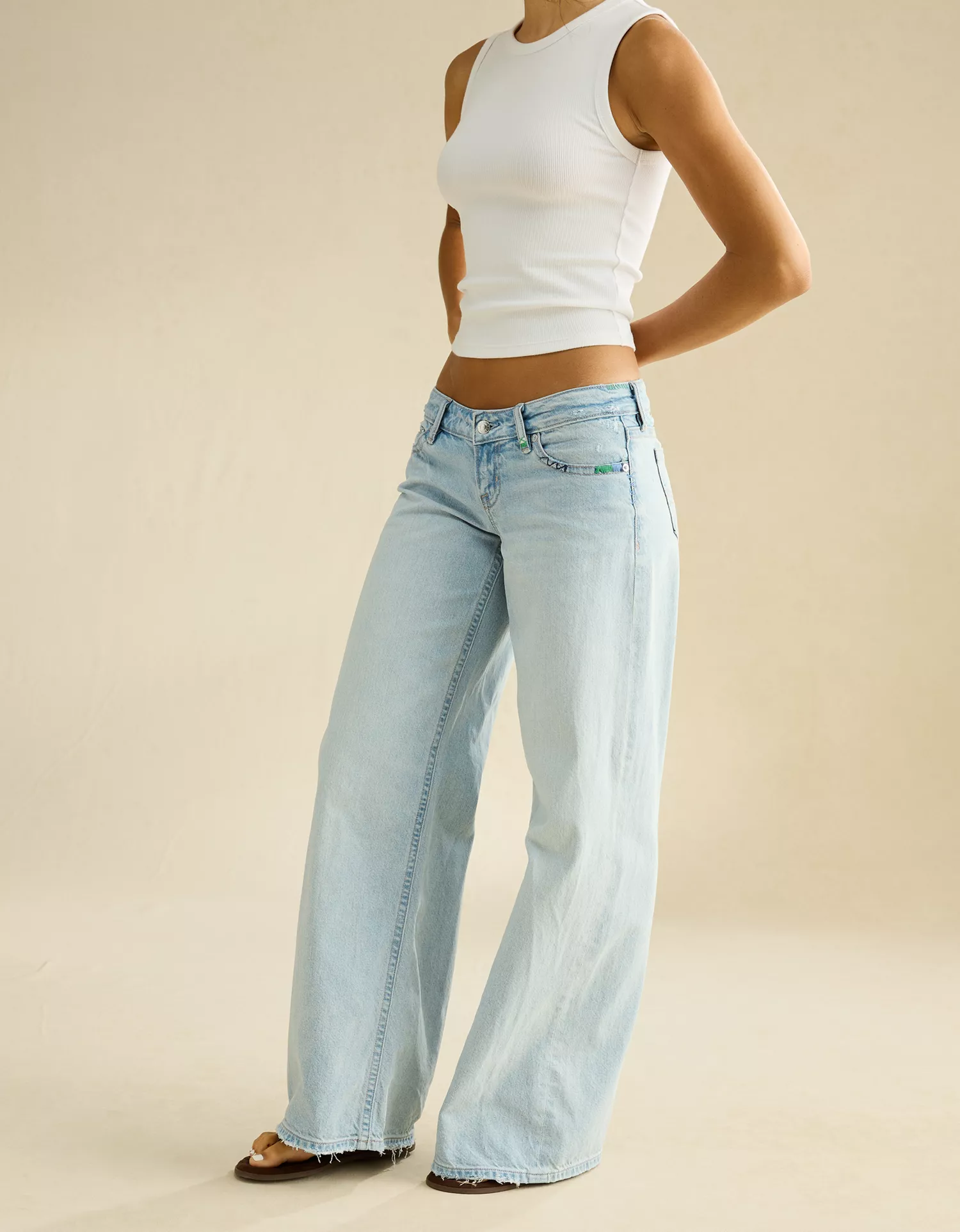 AE Lowest-Rise Baggy Wide-Leg Jean - thumbnail 7