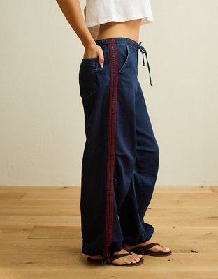 AE Low-Rise Cozy Baggy Jean