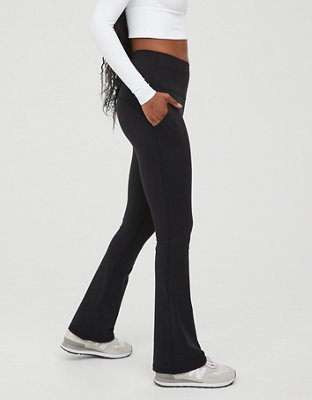 OFFLINE By Aerie The Hugger Legging Bootcut con Bolsillo