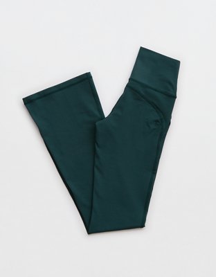 Женские брюки Aerie OFFLINE By Aerie The Hugger Pocket Bootcut Legging — фото 7