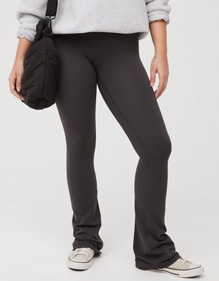 Aerie Crossover Flare Leggings Black - $31 - From Brie