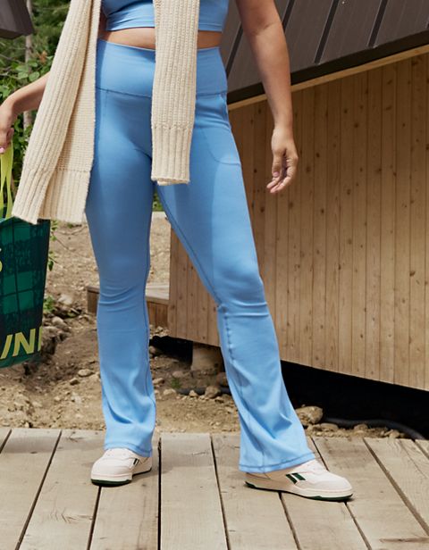Женские брюки Aerie OFFLINE By Aerie Ribbed Bootcut Legging