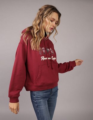 AE Peanuts Holiday Graphic Hoodie