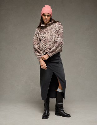 AE Sherpa Fleece Graphic Henley Sweatshirt