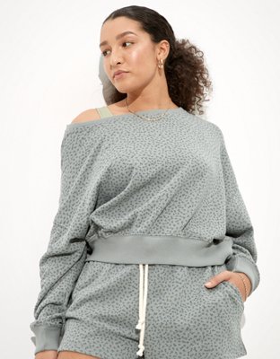 Aerie off outlet the shoulder sweater