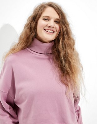 turtleneck sweatshirt