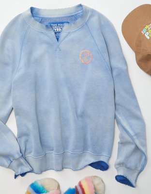 AE Notch Neck Graphic Sweatshirt