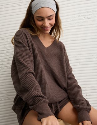 AE Big Hug V-Neck Waffle Sweatshirt