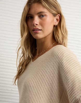 AE Big Hug V-Neck Waffle Sweatshirt