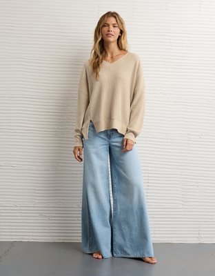 AE Big Hug V-Neck Waffle Sweatshirt