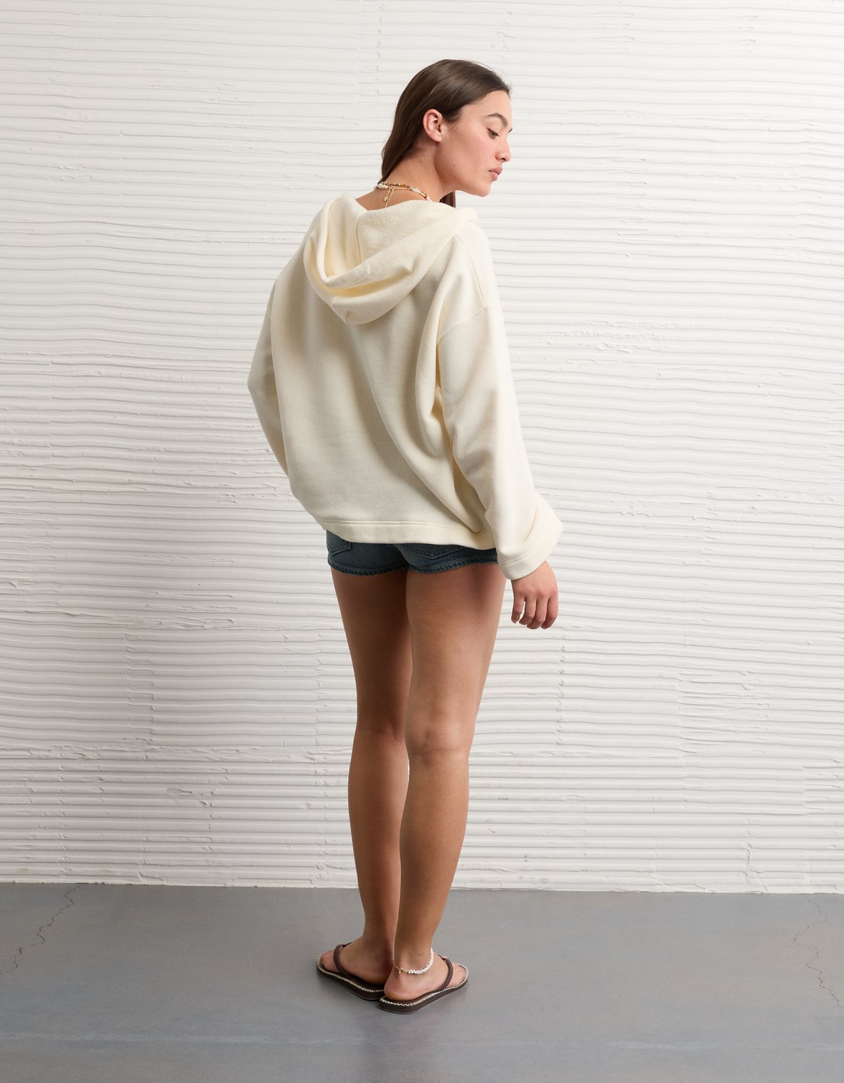 AE Big Hug V-Neck Hoodie - image 2