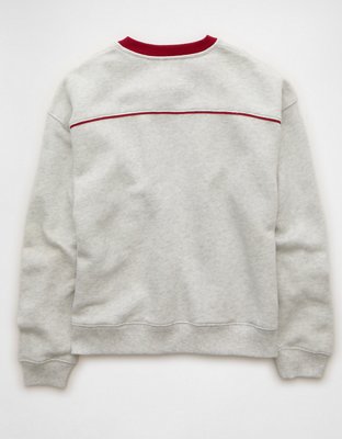 t*6様 ✴︎新品✴︎rough＆swell ROCHESTER V SWEAT AE Varsity Graphic V-Neck Sweatshirt | American Eagle