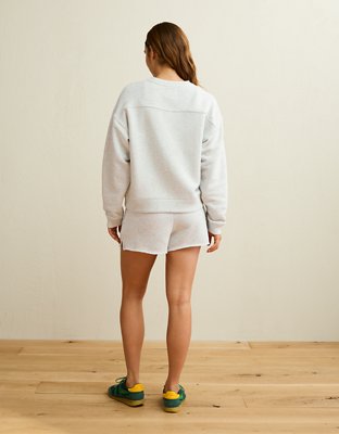 AE Notre Dame V-Neck Graphic Sweatshirt | American Eagle