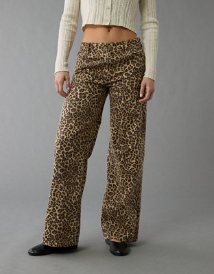 AE Strigid Low-Rise Ultra Wide-Leg Jean