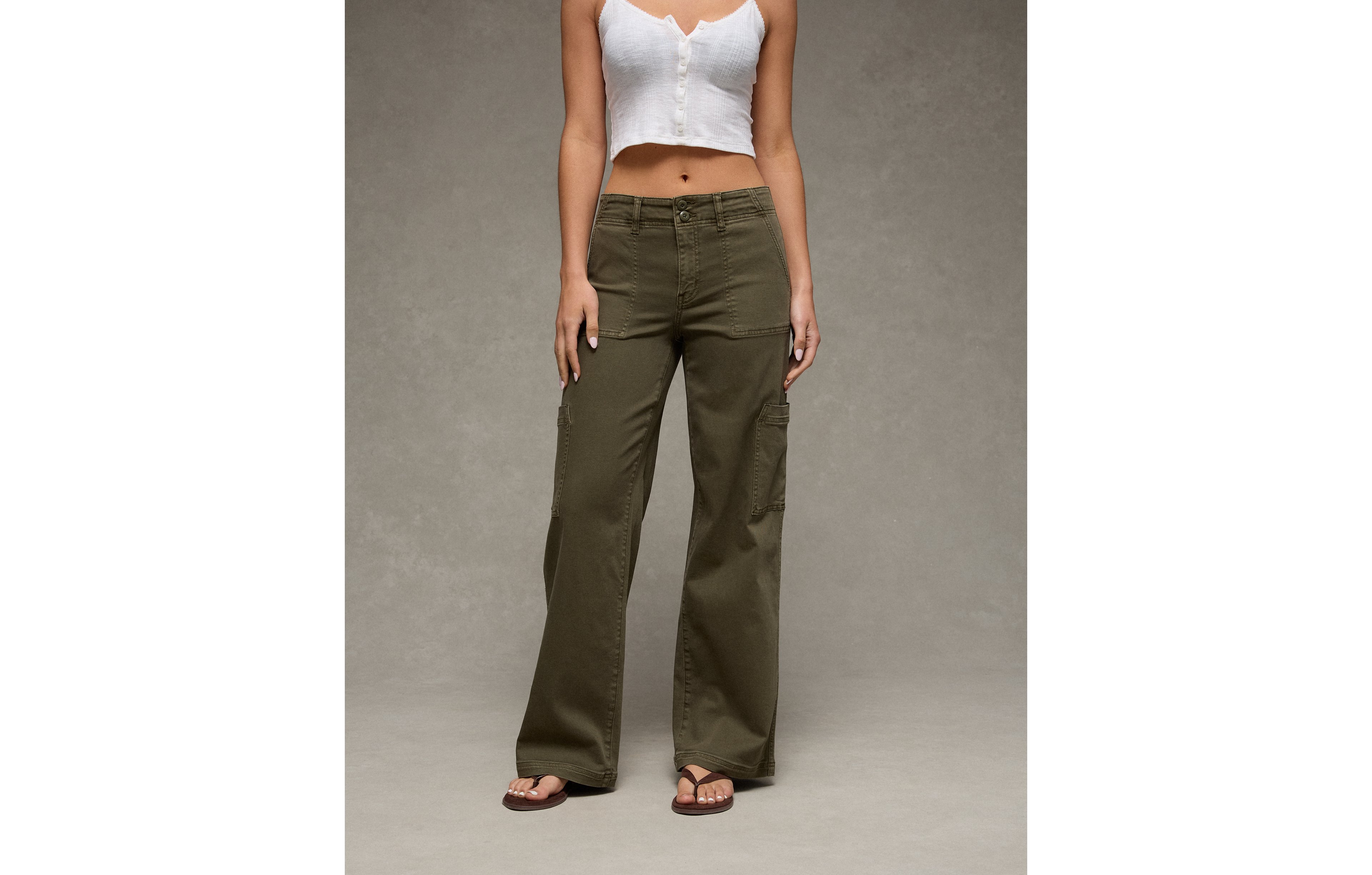 AE Stretch Super High-Waisted Wide-Leg Cargo Pant