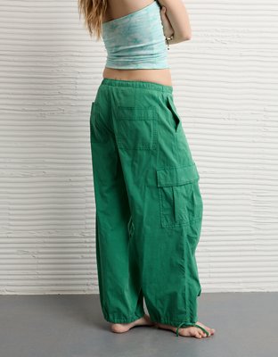AE Low-Rise Baggy Cargo Parachute Pant