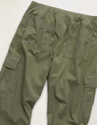AE Low-Rise Baggy Cargo Parachute Pant