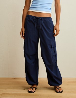 AE Low-Rise Baggy Cargo Parachute Pant