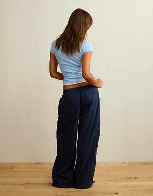 AE Low-Rise Baggy Cargo Parachute Pant