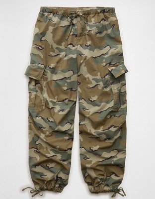 AE Low-Rise Baggy Cargo Parachute Pant
