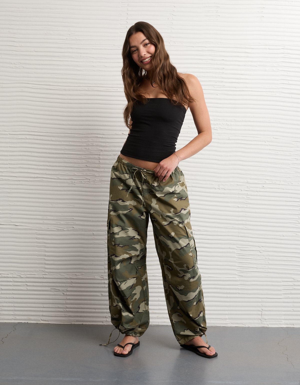 AE Low-Rise Baggy Cargo Parachute Pant - image 5