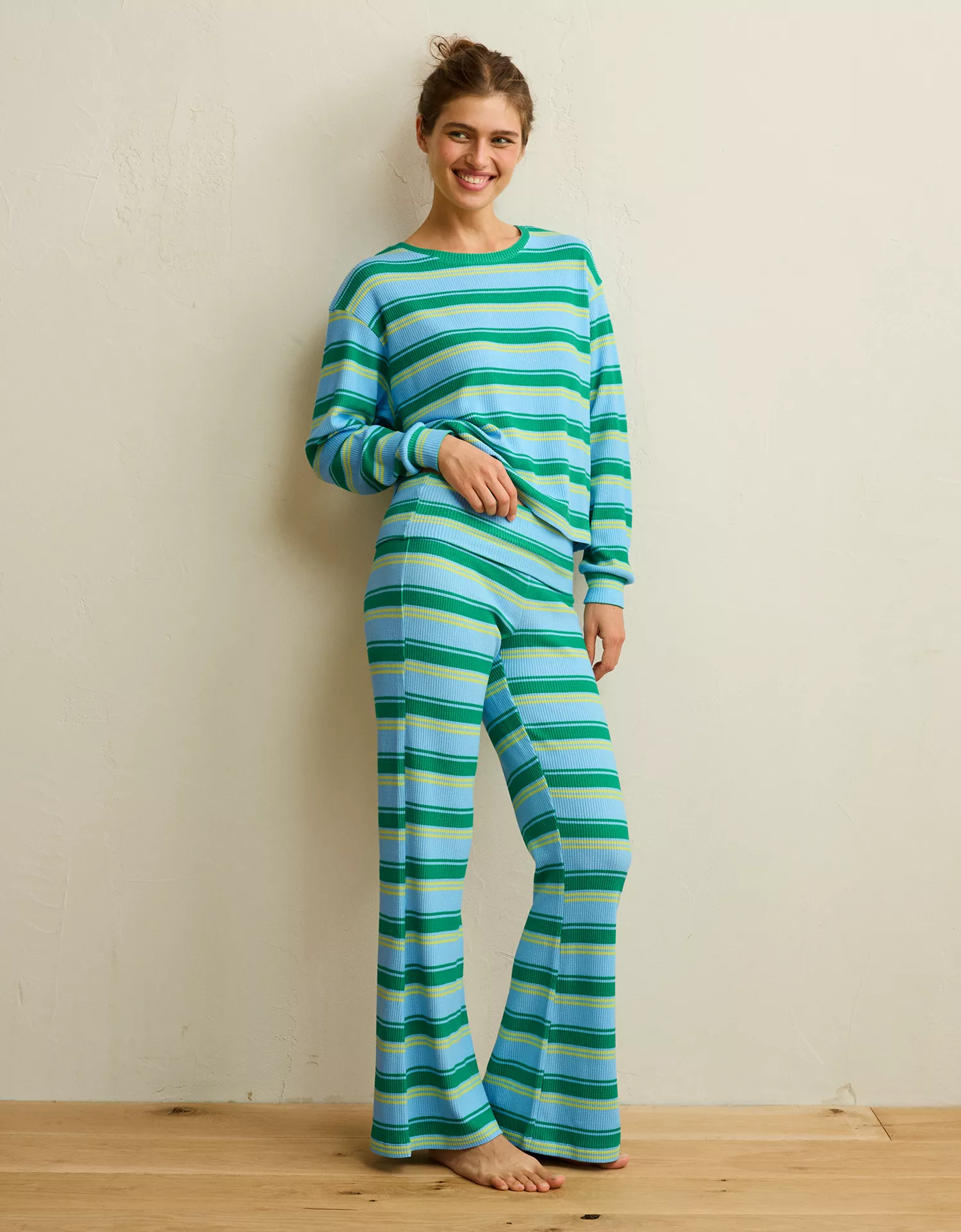 AE Luxe Plush Waffle Foldover Pant - thumbnail 4