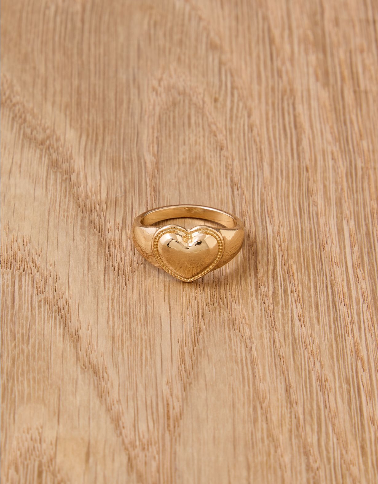 AEO Vintage Heart Ring