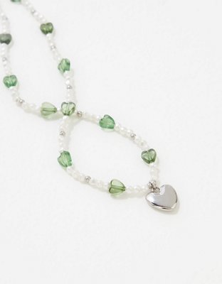 AEO Collar bordado con cuentas y corazones