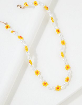 AEO Daisy + Pearl Necklace