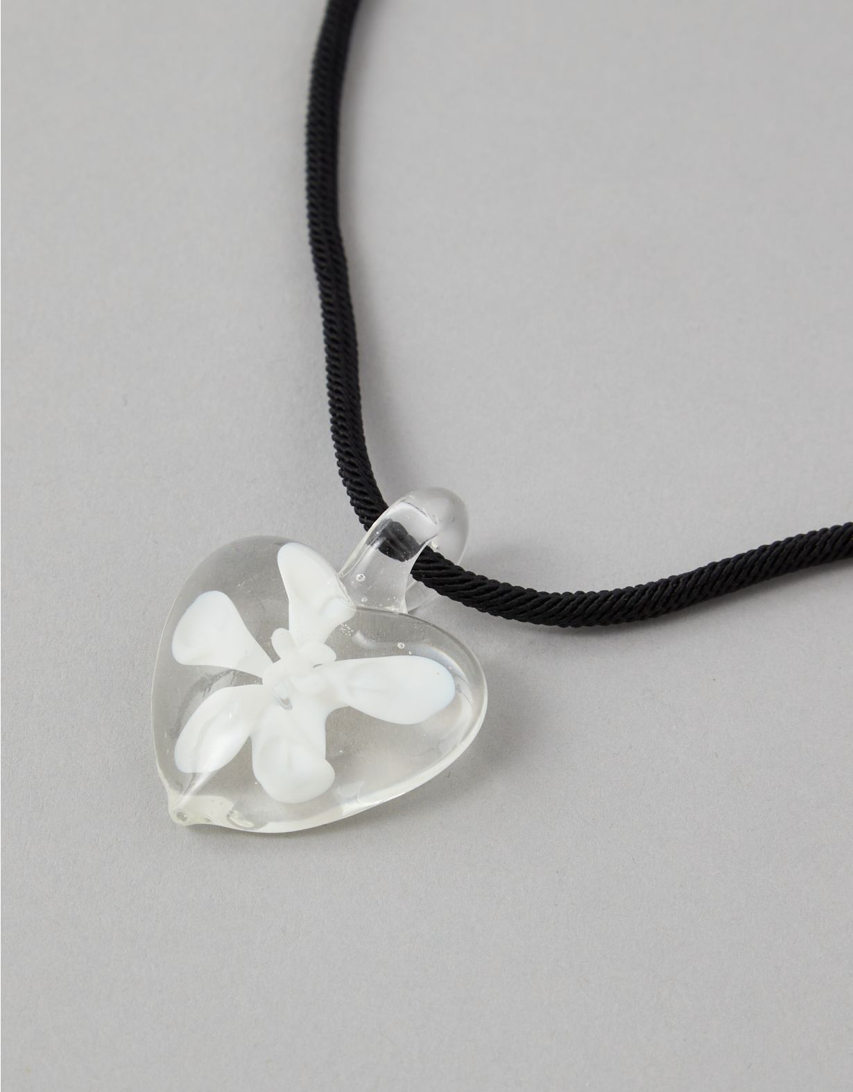 AEO Glass Heart Pendant Necklace