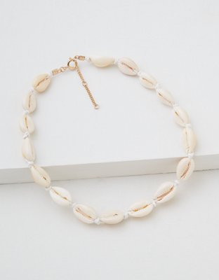 AEO Cowrie Shell Choker
