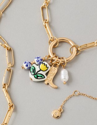 AE Tulip Pendant Necklace