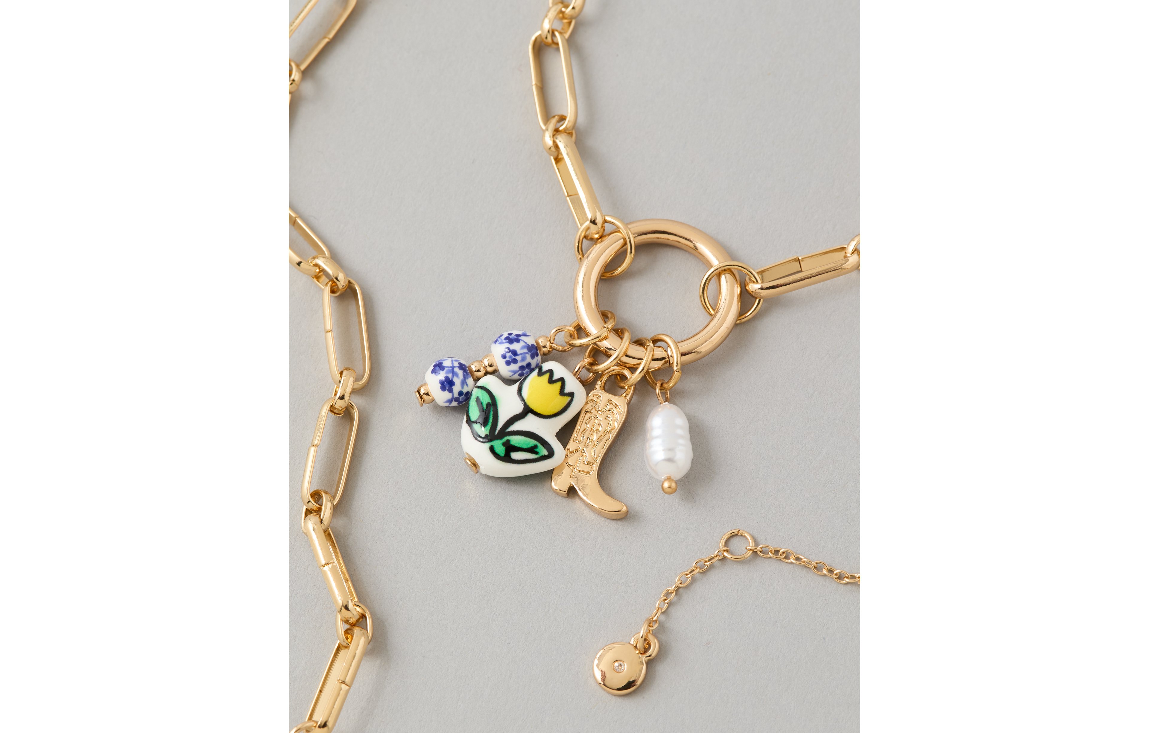 AE Tulip Pendant Necklace