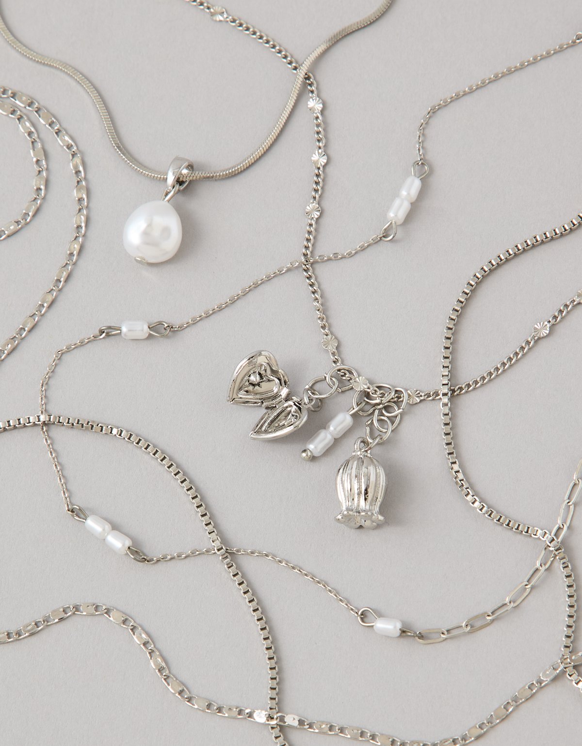 AE Tulip Necklace - image 2