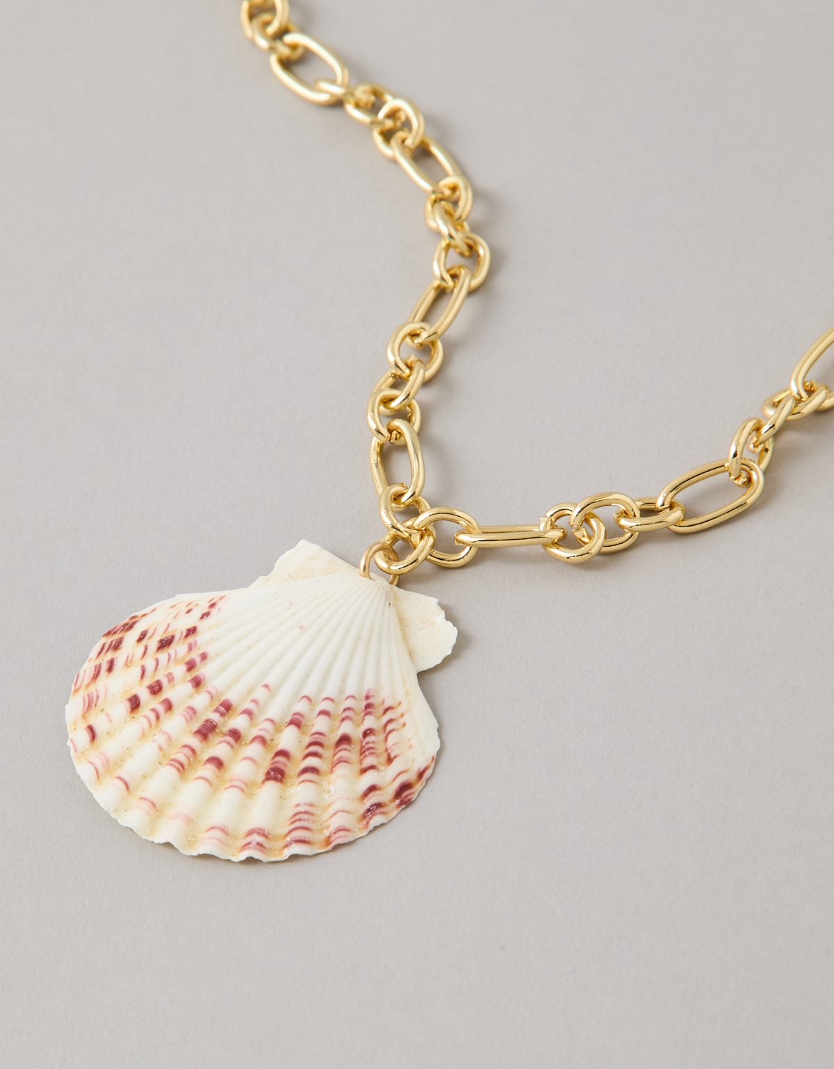 AE Shell Necklace - image 2