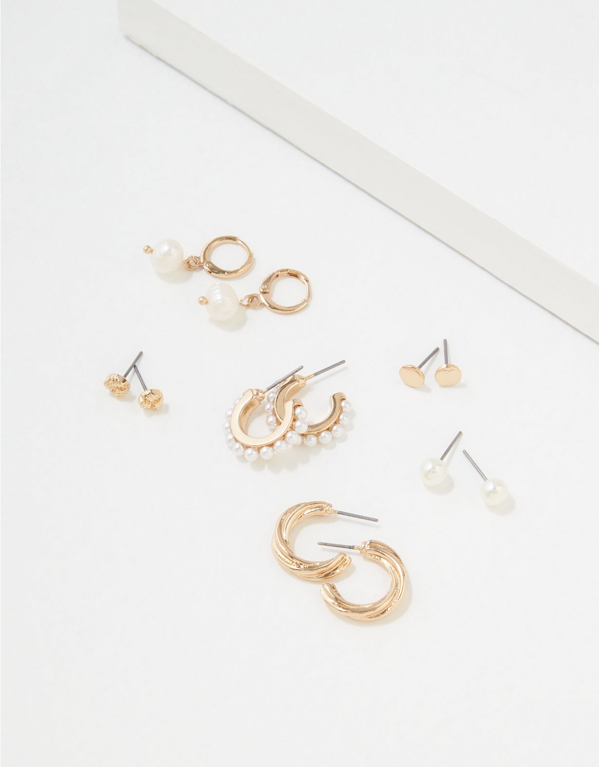 AEO Pearl Earrings 6-Pack
