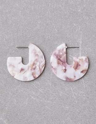 Aretes chatos de aro de resina en tono rosado