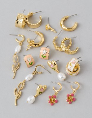 Emballage de neuf paires de boucles d’oreille à fleurs AE