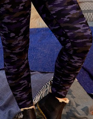 aerie joggers camo